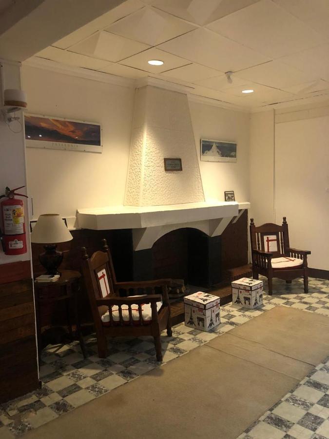 Hotel Paris Río Gallegos Eksteriør bilde