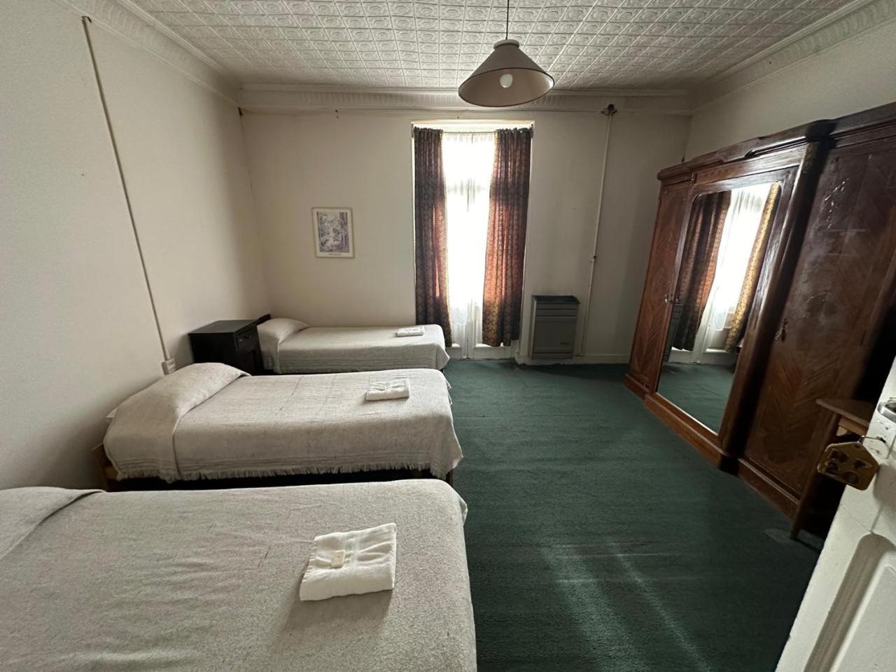 Hotel Paris Río Gallegos Eksteriør bilde
