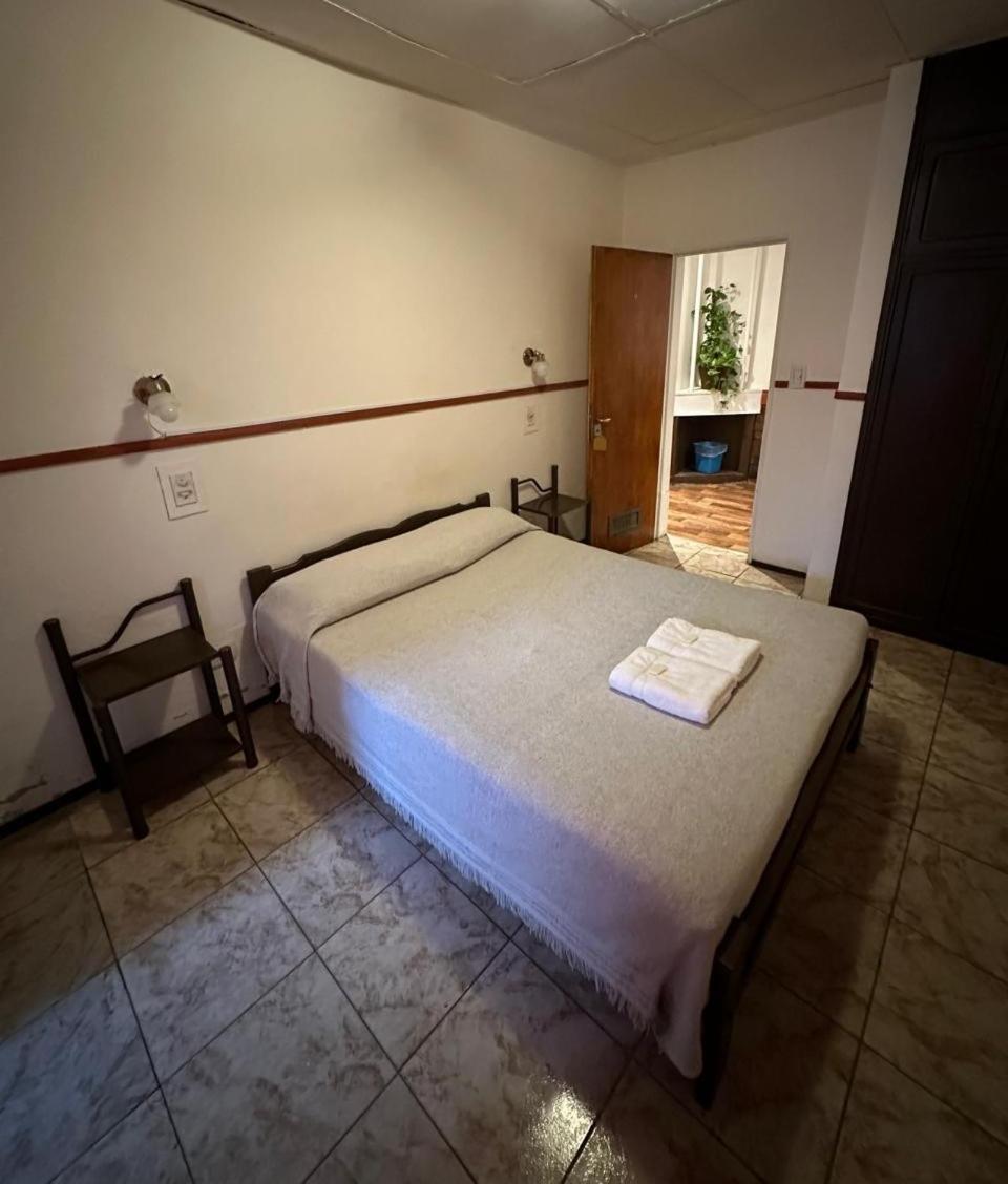 Hotel Paris Río Gallegos Eksteriør bilde